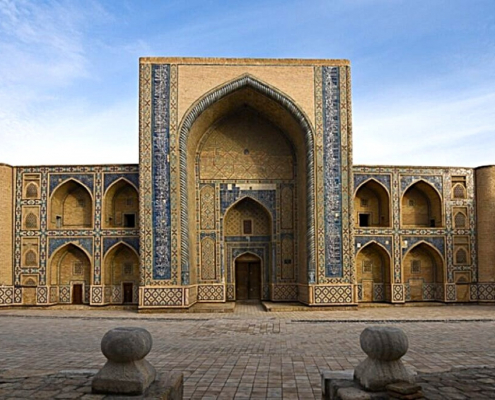 Elle est le centre de la vie culturelle et scientifique et le restera durant les siècles qui suivent.