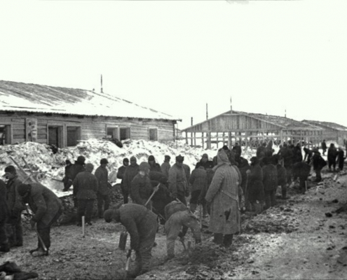 Dès le début des années 1920, l’Asie centrale, et particulièrement le Karakalpakstan, devient le principal lieu d'implantation des goulags.